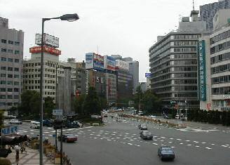 駅前風景